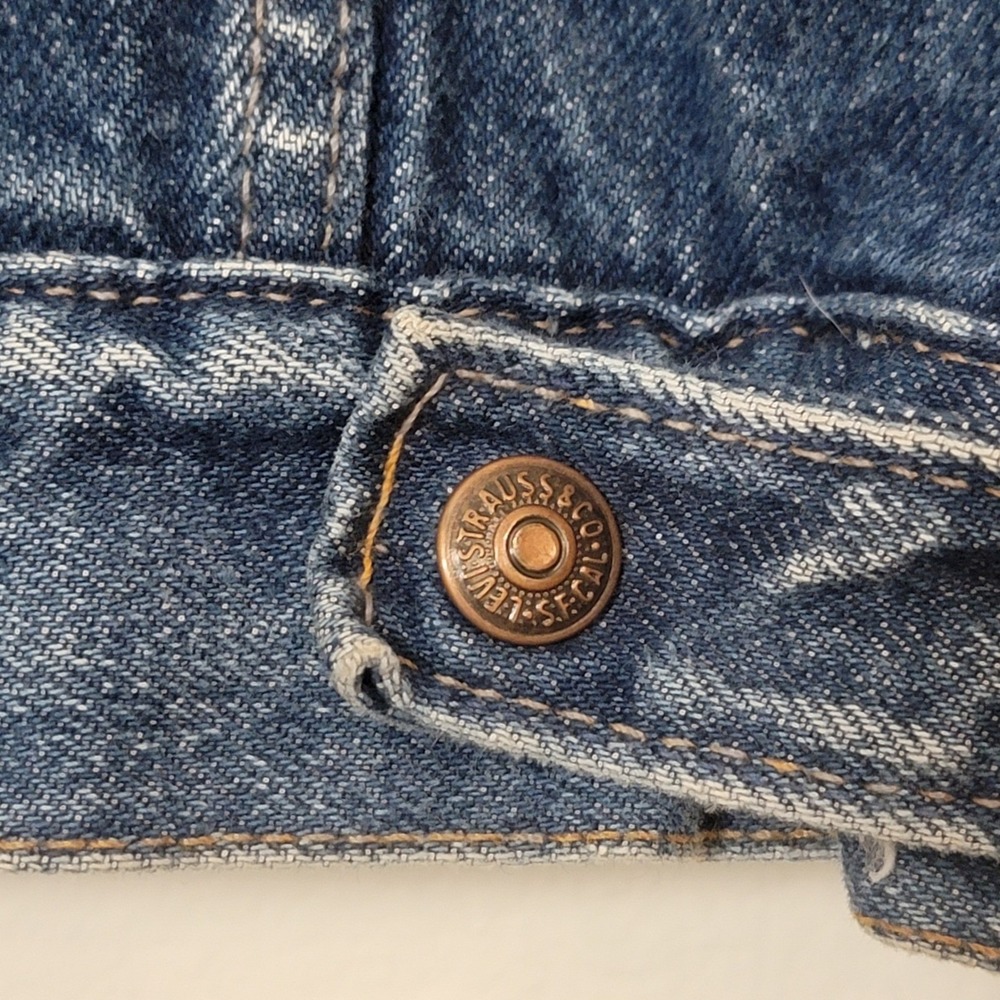 Vintage 90s Levi's Denim Trucker Jacket Sherpa Lined Jean Jacket Winter Medium - Picture 14 of 16
